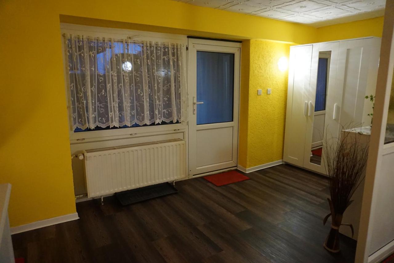 Ferienwohnung Haus Stricker Sagard Exterior foto